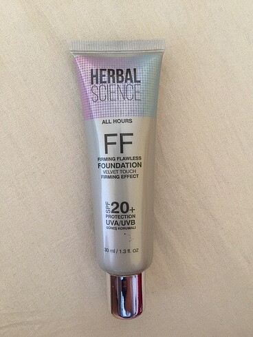 Kiko HERBAL SCIENCE Fondöten