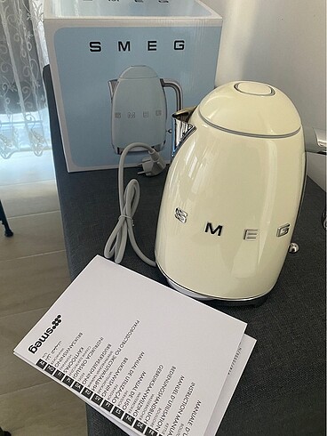 Smegg kettle