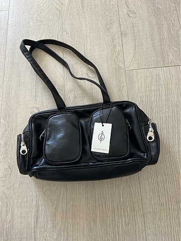 Stradivarius çok cepli siyah çanta