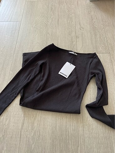 Beli saran bershka siyah elbise