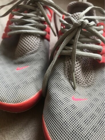 39 Beden gri Renk orjinal 39 numara nike spor ayakkabı