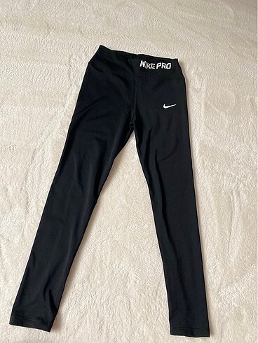 s Beden Nike Pro Tayt