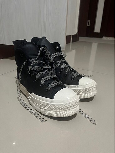Converse Chuck Taylor 70 Mixed Materials