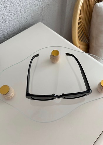 Kadın Siyah Minimalist Dikdörtgen Güneş Gözlüğü - Görsel 2