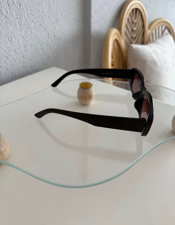 Minimalist kahveten Kadın Güneş Gözlüğü - Görsel 3