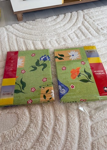 Çiçek Desenli Çok Renkli Pamuk Nevresim Takımı - Görsel 2