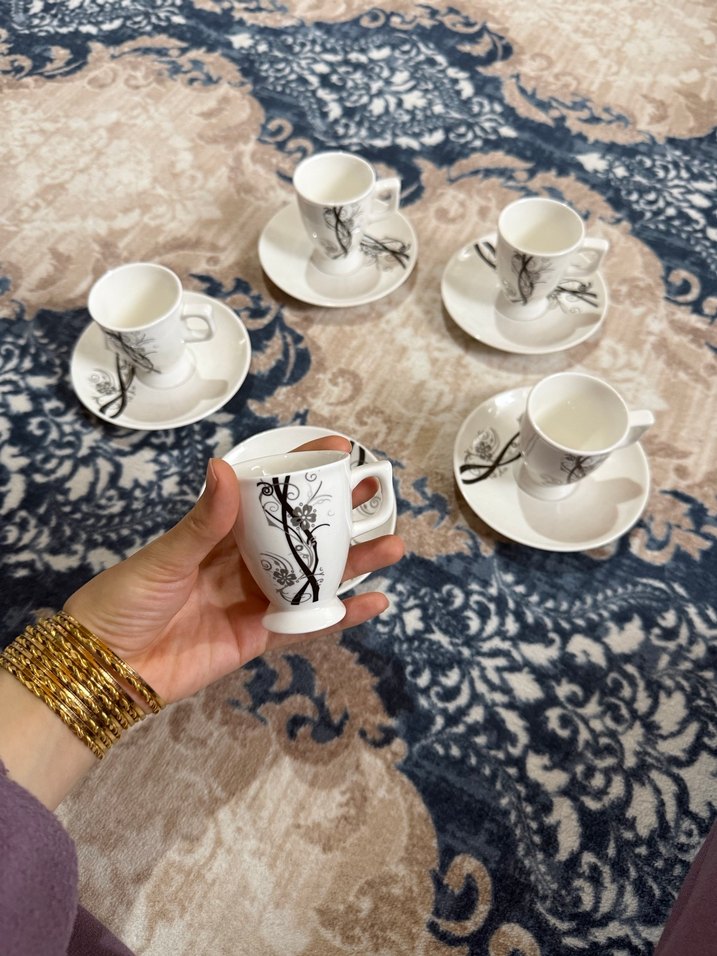 Beyaz ve gri desenli 5'li kahve fincanı seti - Görsel 2
