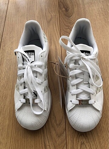 Orijinal adidas spor ayakkabı
