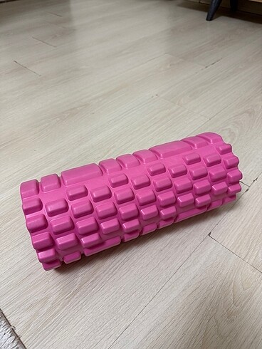 Pembe masaj rulosu