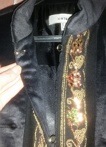38 Beden Muhteşem işlemeli kadife Koton marka ceket