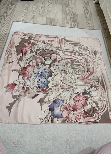 Aker ipek eşarp - Görsel 6