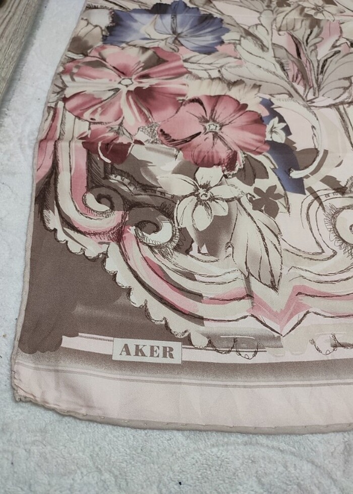 Aker ipek eşarp - Görsel 2