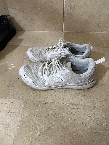 Puma Spor ayakkabı