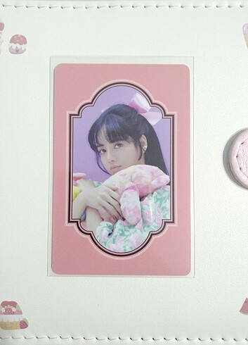 blackpink lisa 21 season's greetings pc