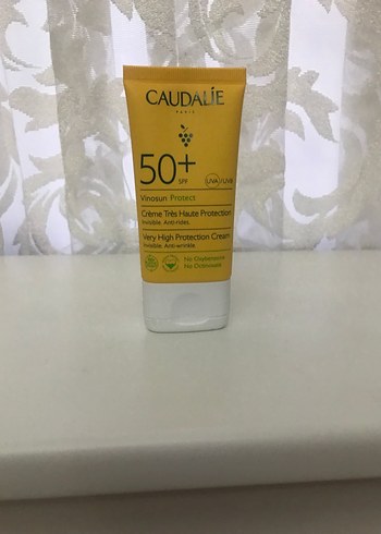 Caudalie SPF 50+ Güneş Koruyucu Krem - Görsel 2