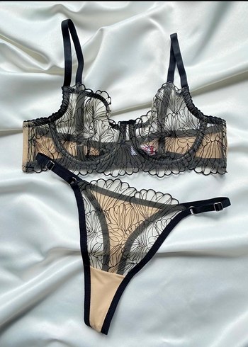 Siyah Nakışlı Gotik Mini Sütyen - Görsel 2