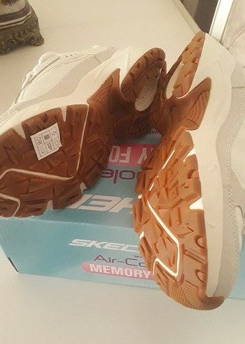 37 Beden skechers stamina krem