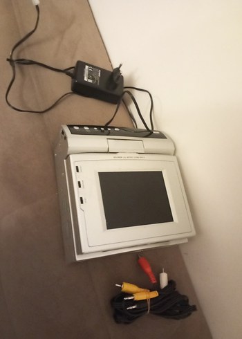 Gri DMD Monitör ve DVD Oynatıcı - Görsel 2