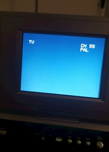 Gri DMD Monitör ve DVD Oynatıcı - Görsel 4