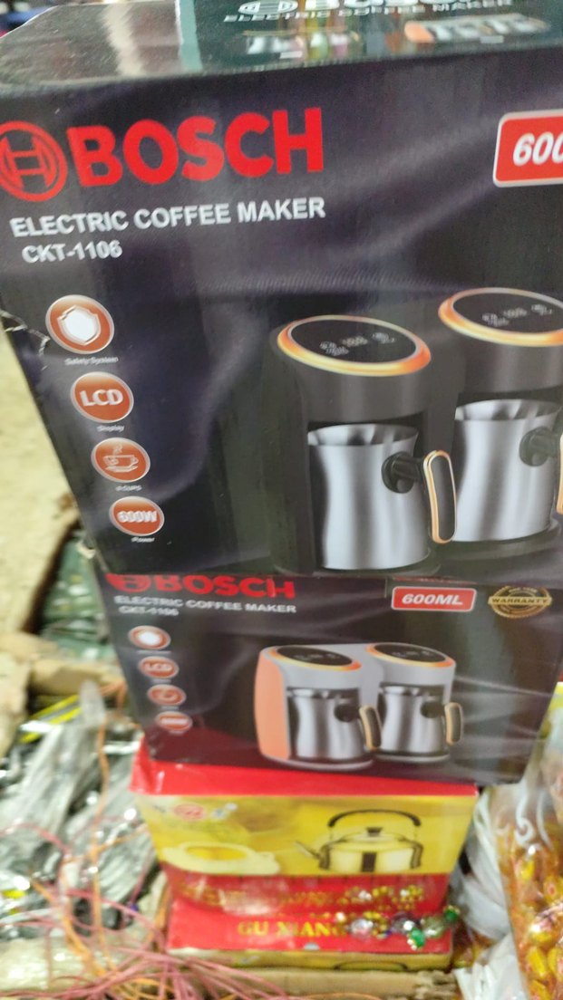 Gri ve kahverengi kahve makinesi - Görsel 2