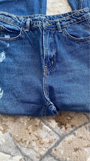 36 Beden mavi Renk Yırtık jeans