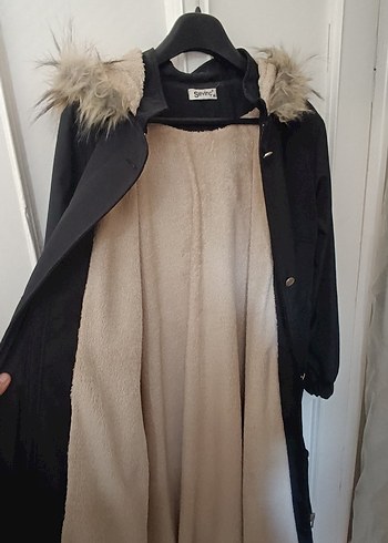 Siyah Kürklü Kadın Uzun Parka - Görsel 5