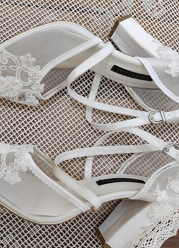 40 Beden beyaz Renk Marcatelli gelin ayakkabısı