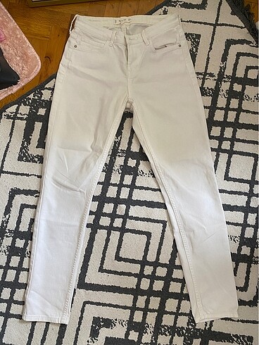 mango beyaz skinny