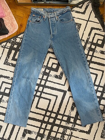 Levis pantolon