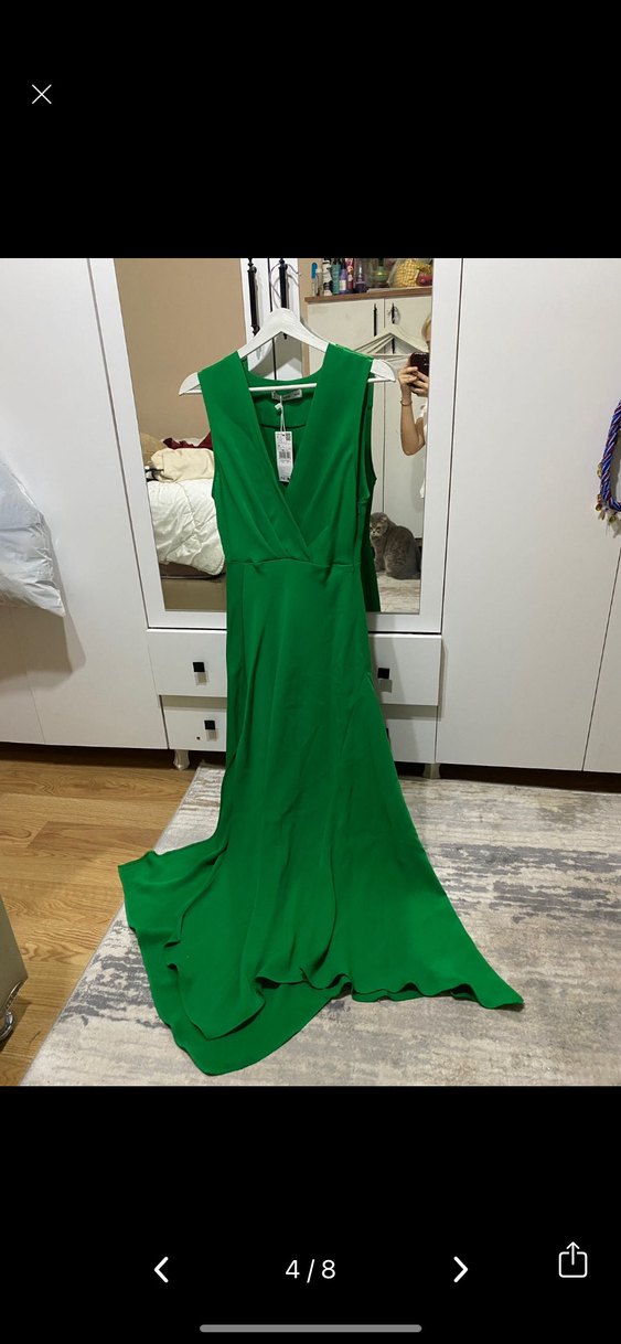 Mango Asimetrik Yeşil V Yakalı Uzun Yırtmaçlı Drapeli Elbise - Görsel 4