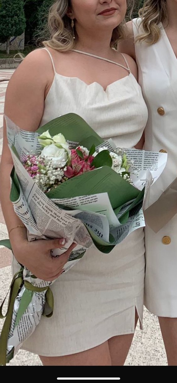 Stradivarius Bej Drapeli mini yırtmaçlı Kısa Elbise - Görsel 2