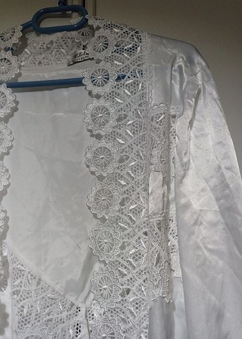 Nakışlı Uzun Beyaz Vintage Kadın Sabahlık - Görsel 5