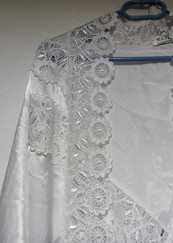Nakışlı Uzun Beyaz Vintage Kadın Sabahlık - Görsel 4