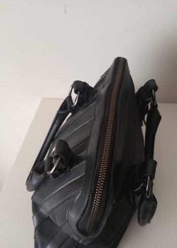 Tokalı Siyah Deri Gotik Kadın Çanta - Görsel 4