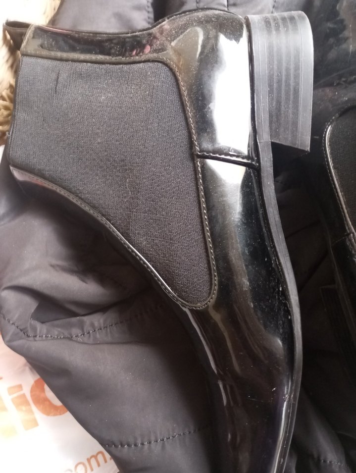 ZARA MARKA  Parlak Siyah Rugan Stiletto Bot - Görsel 4