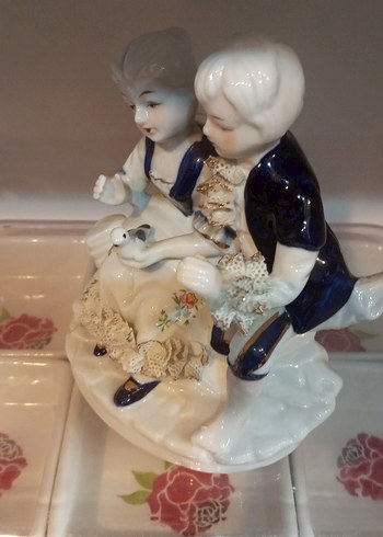 VİNTAGE Beyaz ve Koyu Renkli Çift Figürin - Görsel 2