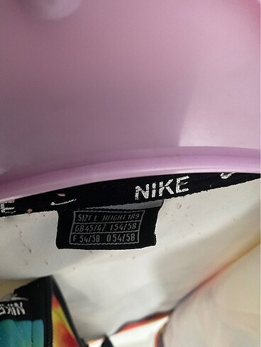 Nike Kadın Kısa Üst