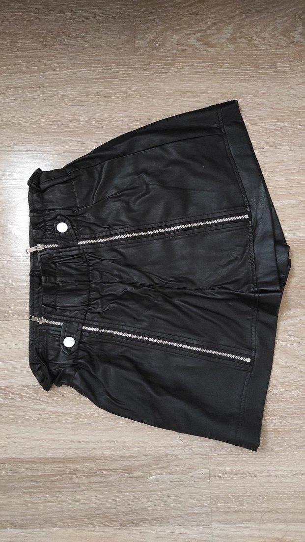 Deri Siyah Mini Şort - Görsel 2