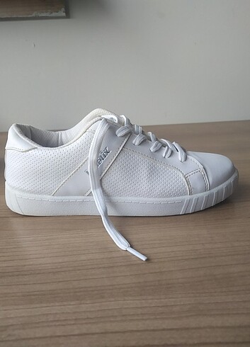 37 Beden Kinetix kadın sneaker