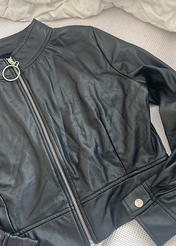 m Beden Kadın Siyah vücuda oturan Deri Biker Ceket