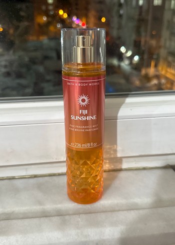 Bath & Body Works Bath & Body Works Fiji Sunshine Kadın Parfümü 236ml