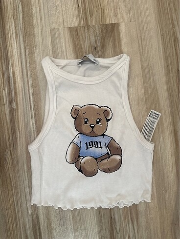 Bershka ayıcıklı crop