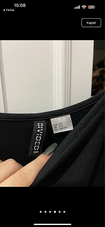 xs Beden siyah Renk H&M tül detaylı elbise