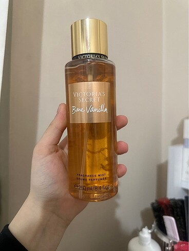 Victoria secret bare vanilla