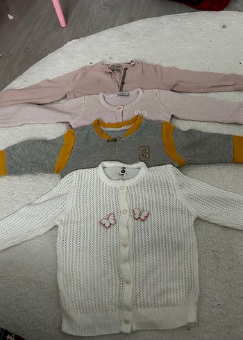 Nakışlı Gri Kız Triko Hırka - Görsel 2