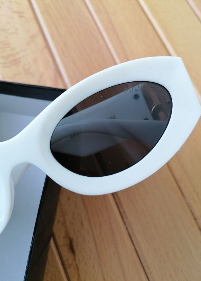 Güneş Gözlüğü  - Görsel 3