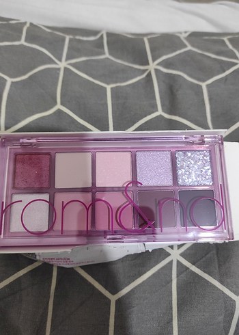 rom&nd 07 Berry Fuchsia Garden Rengi Far paleti - Görsel 3