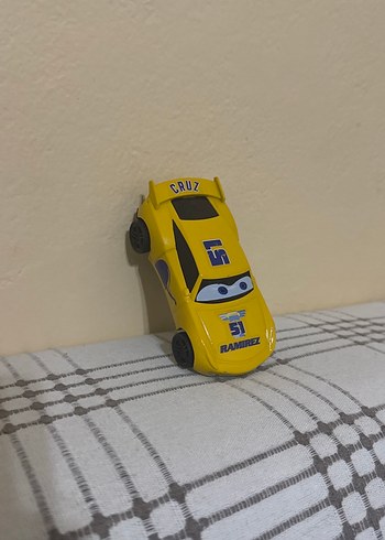 Sarı Oyuncak Araba - Cruz Ramirez - Görsel 2