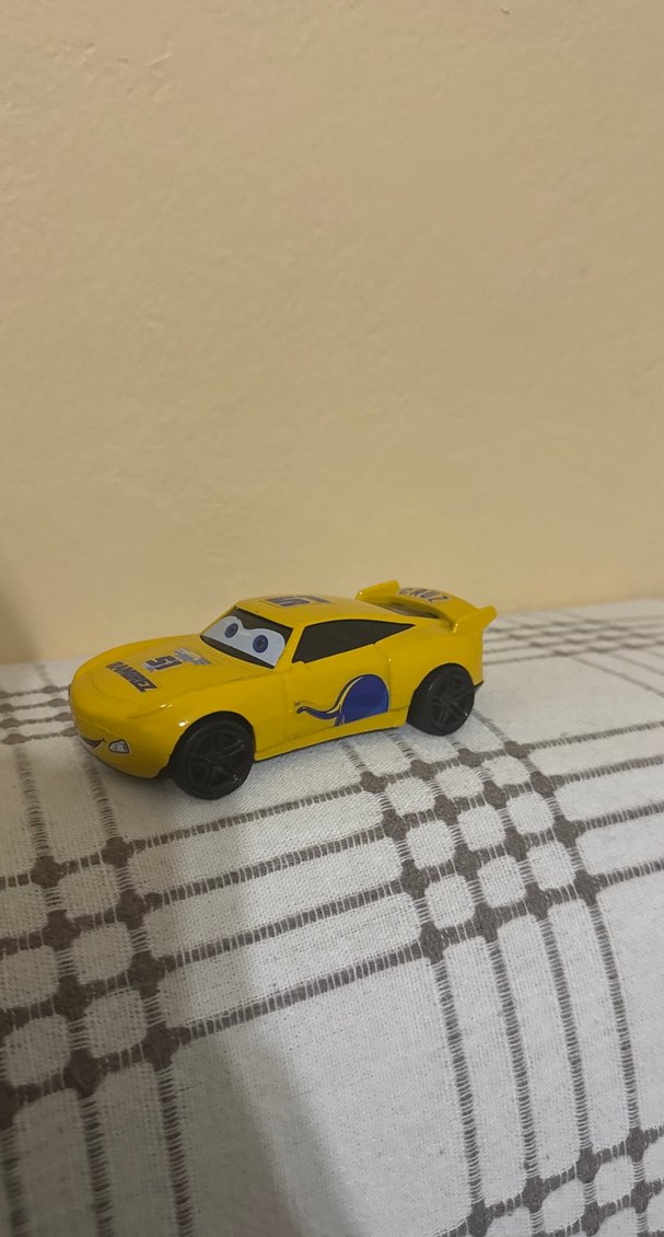 Sarı Oyuncak Araba - Cruz Ramirez - Görsel 4