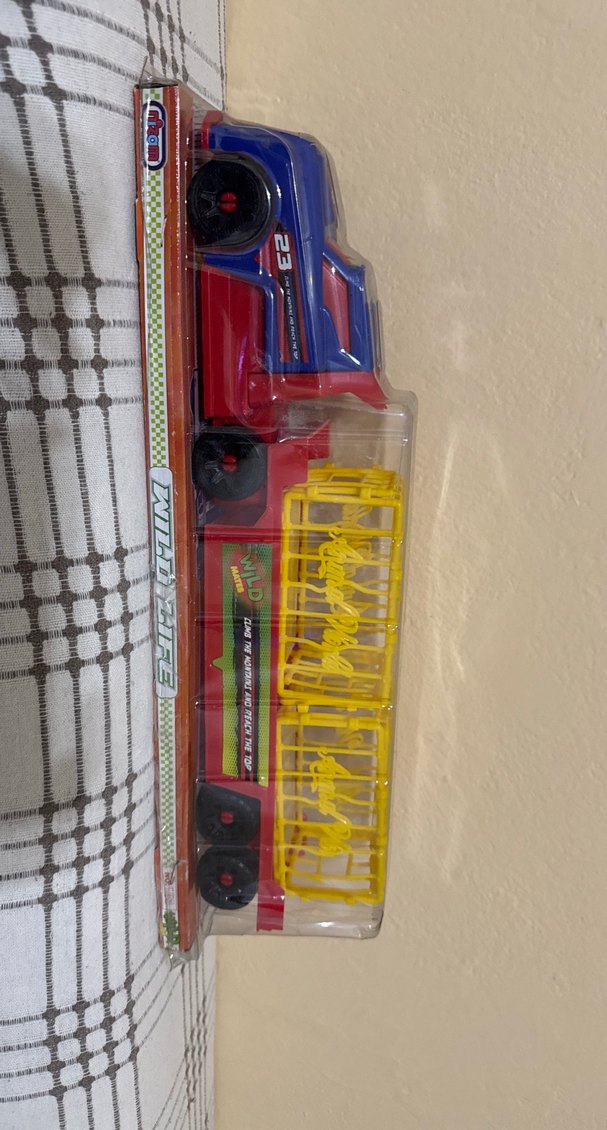 Renkli Oyuncak Kamyon ve Kafes Seti - Görsel 2